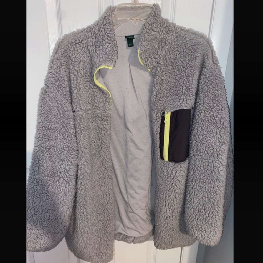 Fuzzy zip-up jacket. - Picture 2 of 4